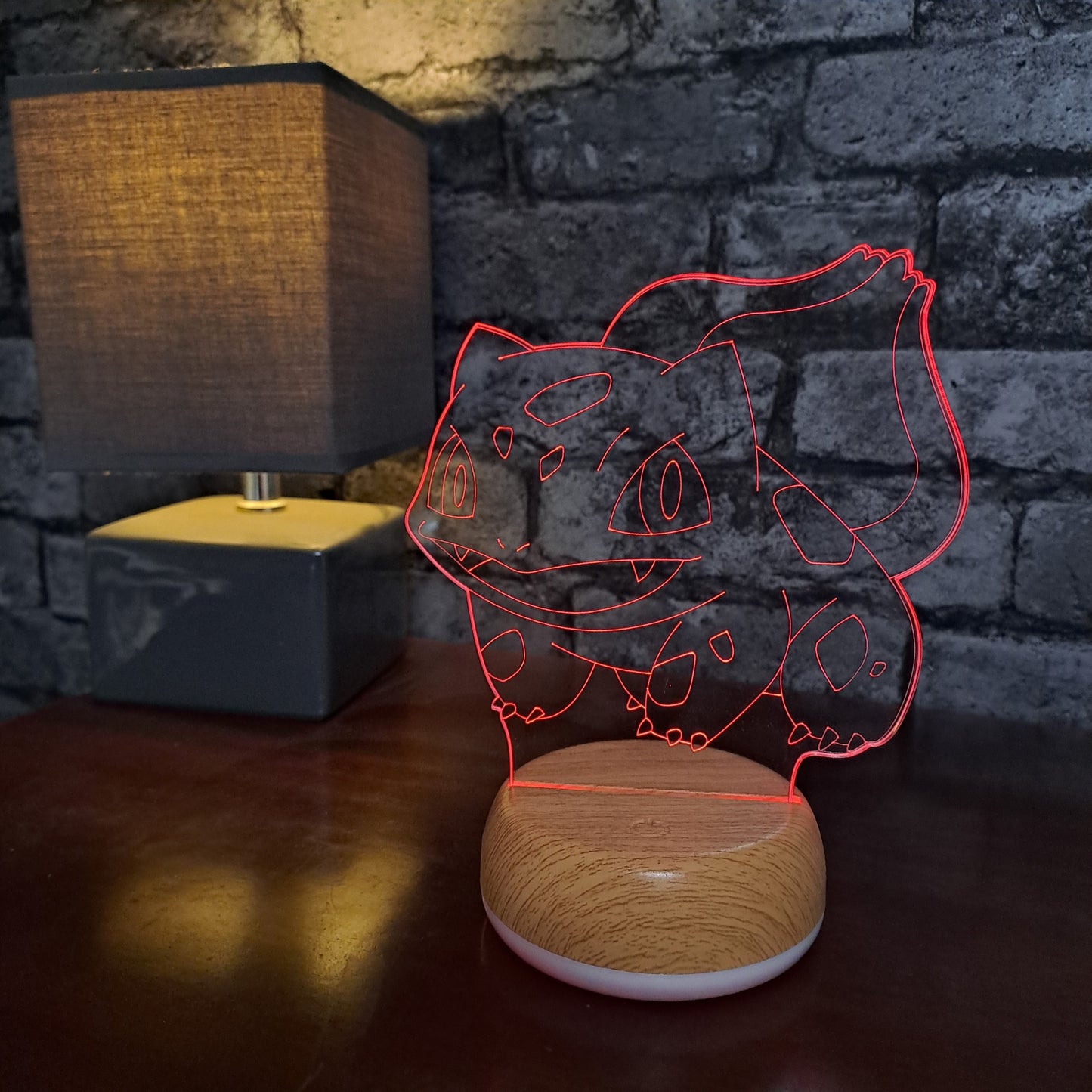 Bulbasaur LED Lamp Night Light Night Light Stock Car & Banger Toy Tracks